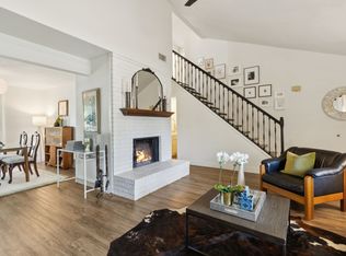 1030 S Riverside Dr, Grapevine, TX 76051