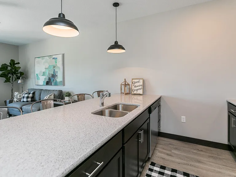 1420 1st Ave NE #301 — Photo 5