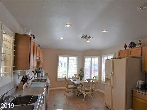 5th image of 3500 Nantova Ct