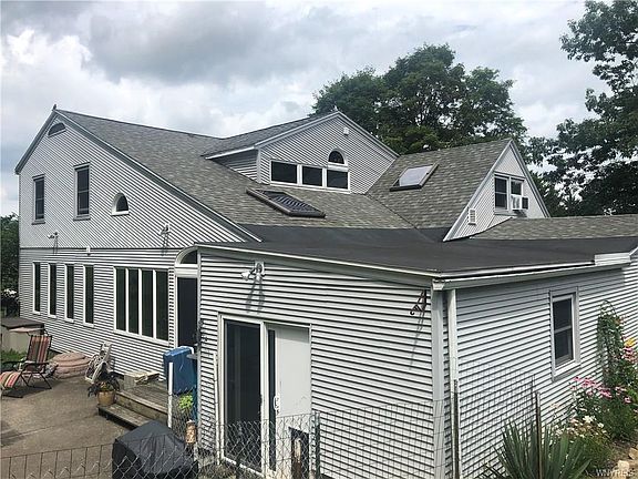 4th image of 225 Wyoming St