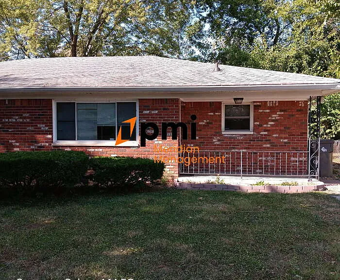2218 N Edmondson Ave — Photo 2