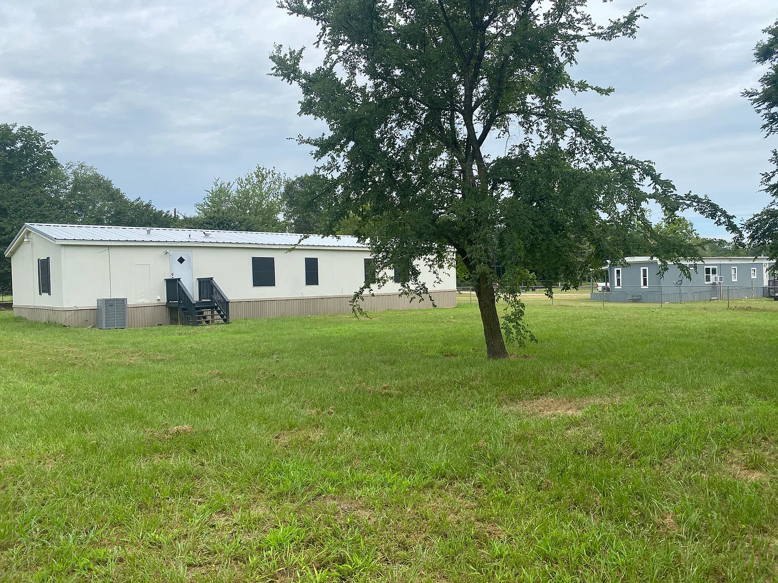 5 bed, 2240 sqft, $1,650 — Photo 4