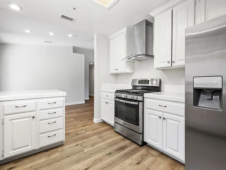 4423 Avocado Blvd — Photo 12