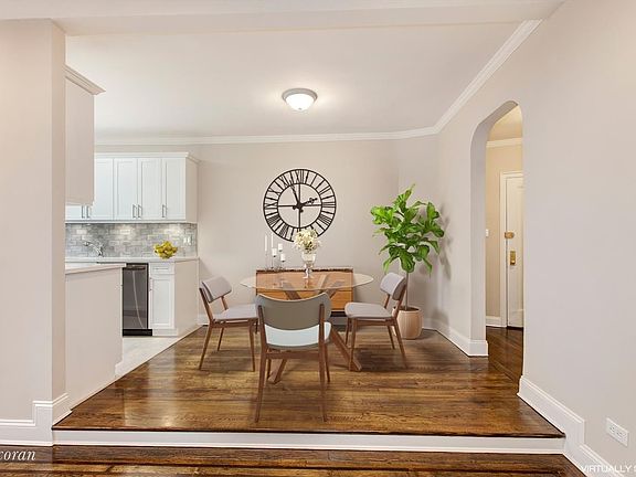 3rd image of 1815 Foster Ave Unit 2A