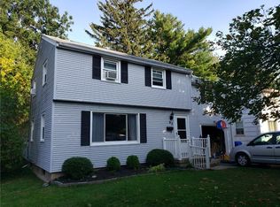 92 Hilltop Rd, Rochester, NY 14616