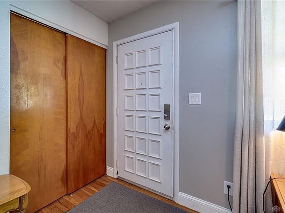 5th image of 2279 Newgate Ave