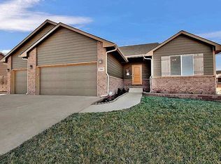 2909 N Rock Bridge Ct, Derby, KS 67037