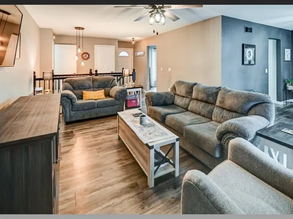 1513 Droster Rd, Madison, WI 53716
