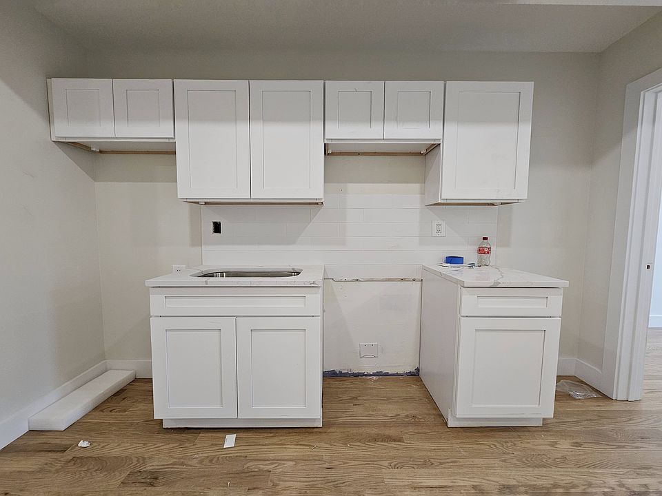 1st image of 235 Lexington Ave #1-B