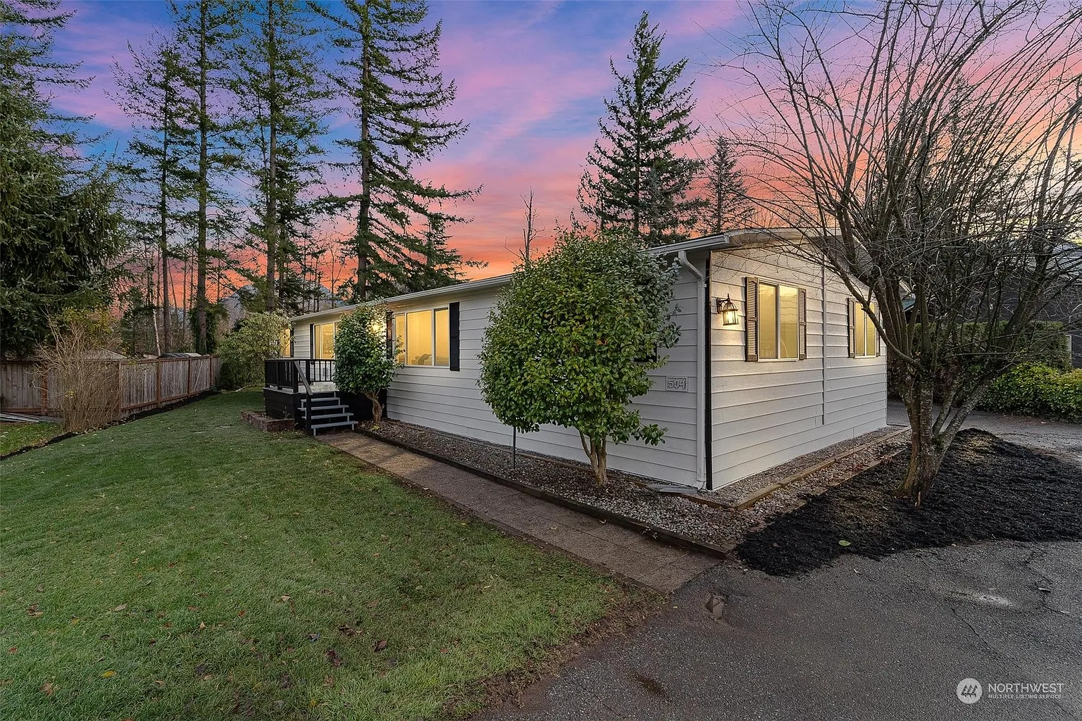 504 1st Avenue W photo 1