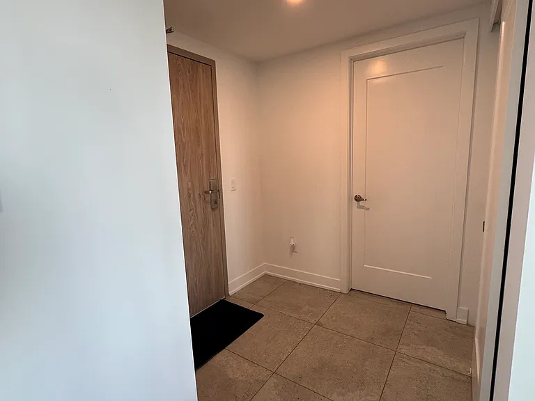 99 Parkdale Ave #2802 — Photo 3
