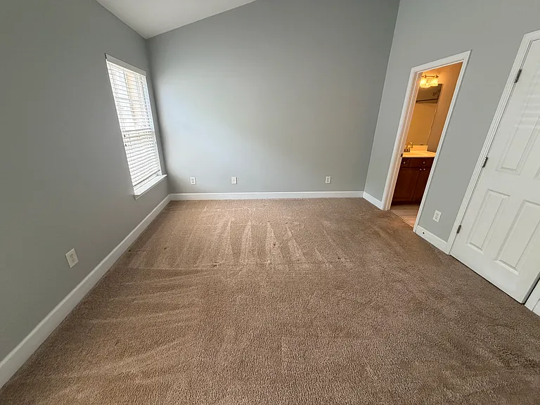 7031 Sunnywood Dr — Photo 11