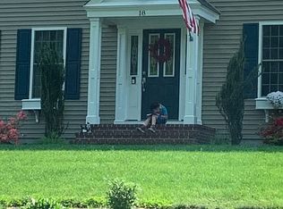 18 Wagon Wheel Rd, North Attleboro, MA 02760