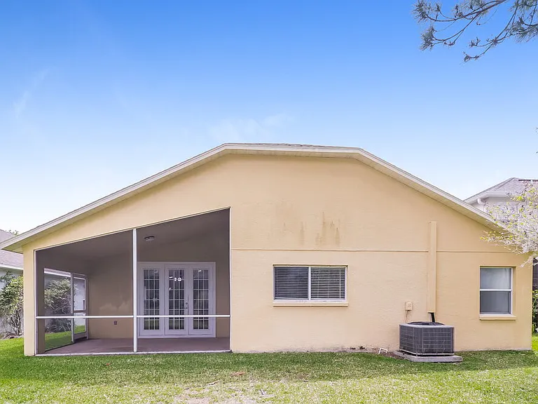 19234 Fishermans Bend Dr — Photo 16