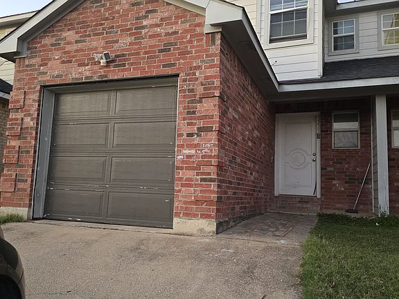 2nd image of 3325 Hanger Ave