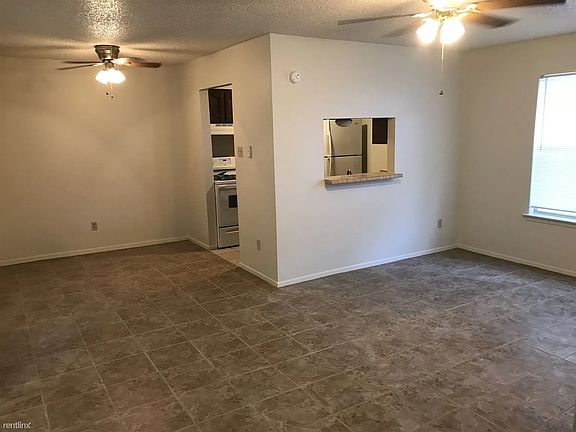 2nd image of 3205 Eagle Hill Ct #B
