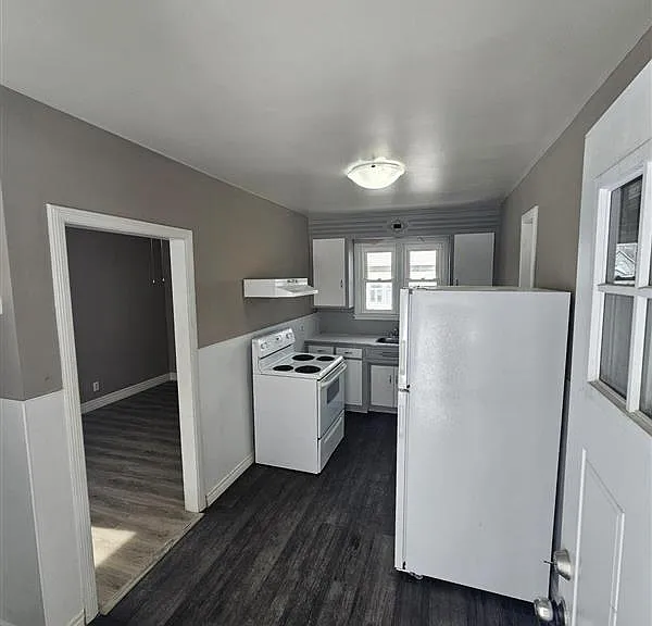 222 Moneta Ave — Photo 2