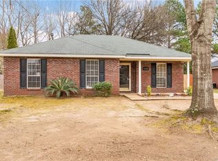 1330 Whisperwood Ct, Montgomery, AL 36117