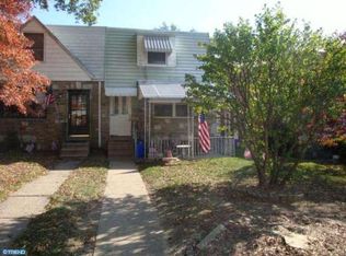 9233 Lansford St, Philadelphia, PA 19114