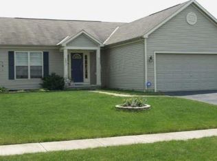 6893 Laburnum Dr, Canal Winchester, OH 43110