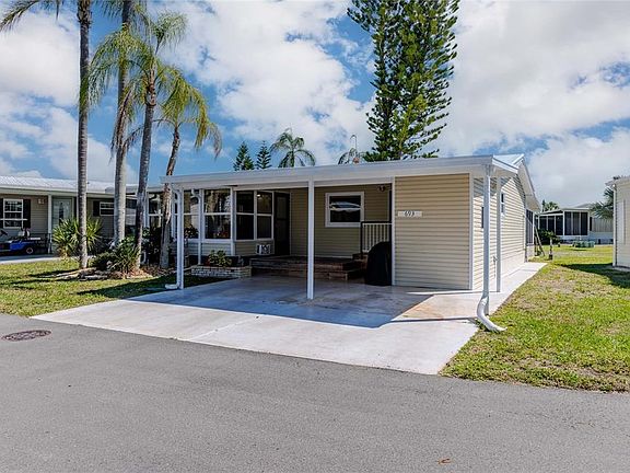 3rd image of 2100 KINGS HIGHWAY CRESCENT #693