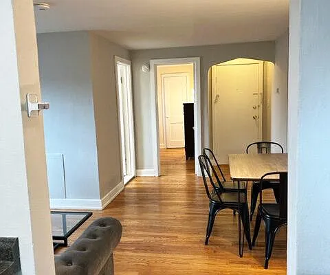 1009 Madison St #9 — Photo 8