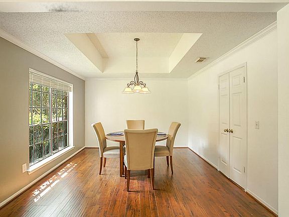 5th image of 15623 Hermitage Oaks Dr