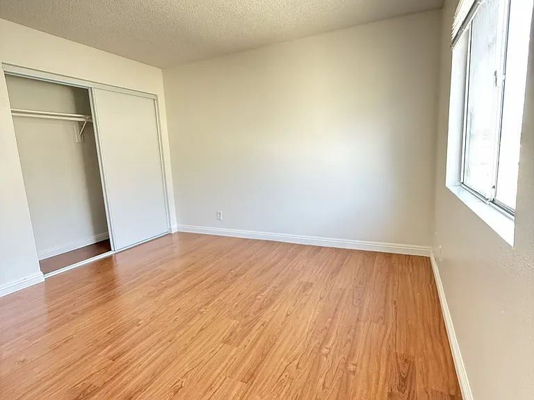 bedroom #1