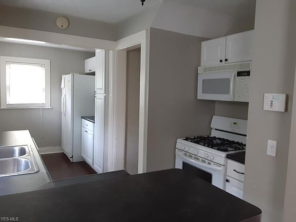 3rd image of 120 W Margaret Ave
