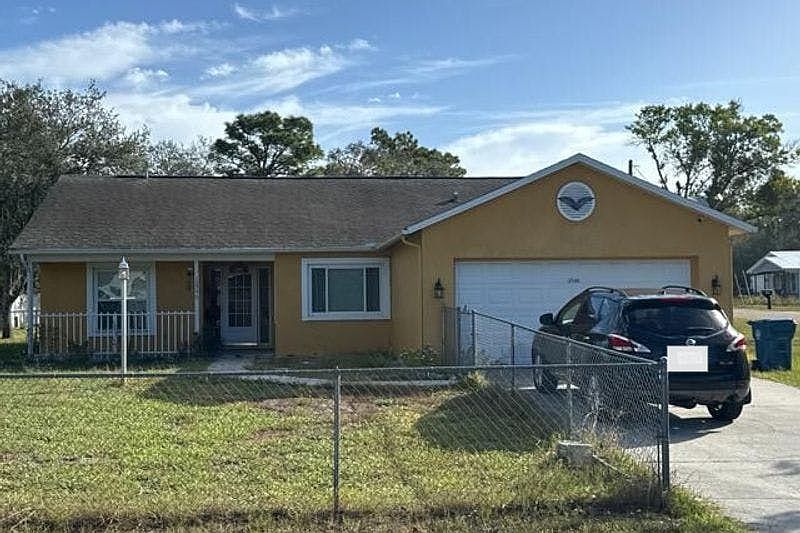 1st image of 12546 Maleo Rd