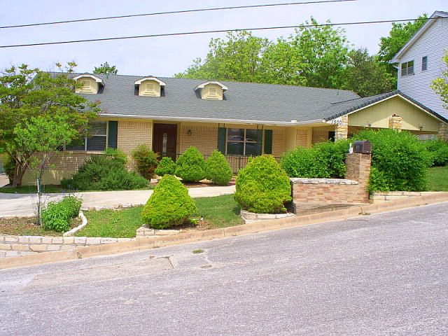 1st image of 1500 Carol Ann Dr