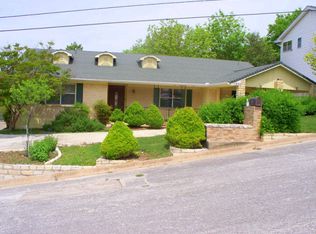 1500 Carol Ann Dr, Kerrville, TX 78028