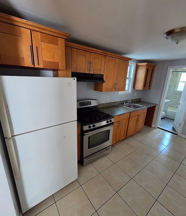 1st image of 122 Marshall St #6D