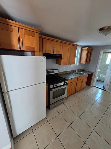 122 Marshall St #6D Photo 1