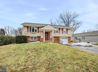 124 Garwood Dr, Bear, DE 19701