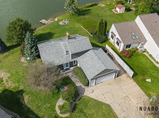 3037 Bluewater Ln SW, Grandville, MI 49418