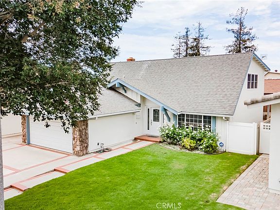 4th image of 14911 Featherhill Rd