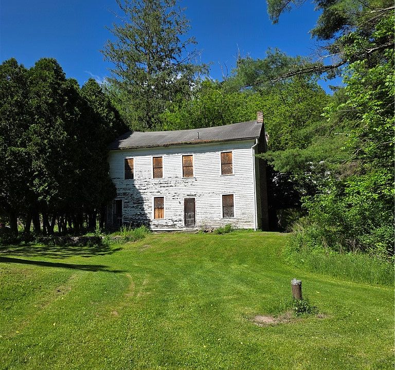 1st image of 60 Cochecton Rd