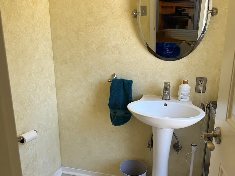6729 Hampton Dr — Photo 11