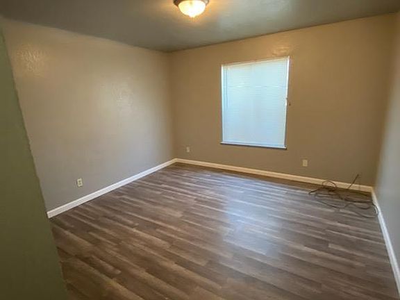5th image of 1214 E Clinton Ave APT 101