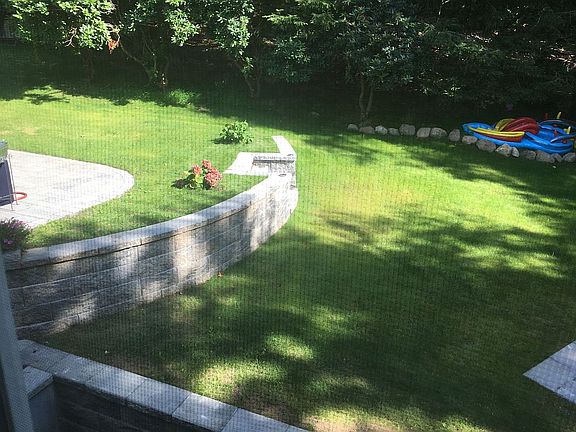 4th image of 483 Mitchell Dr