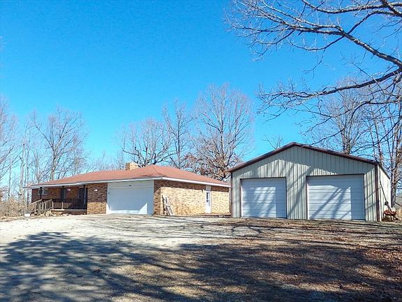 3rd image of 81 W Jenkins Ln