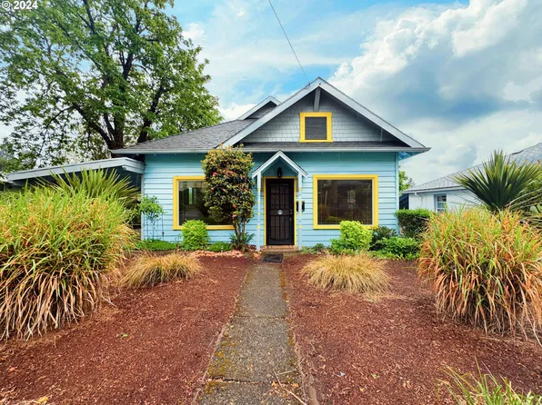 1721 NE Freemont Ave, Roseburg, OR 97470
