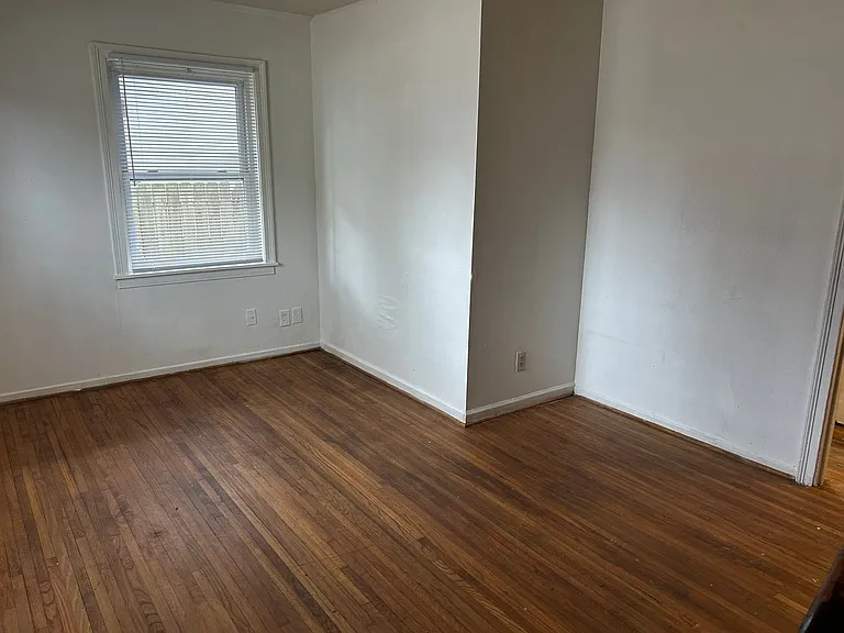 1005 Nancy Ln — Photo 7