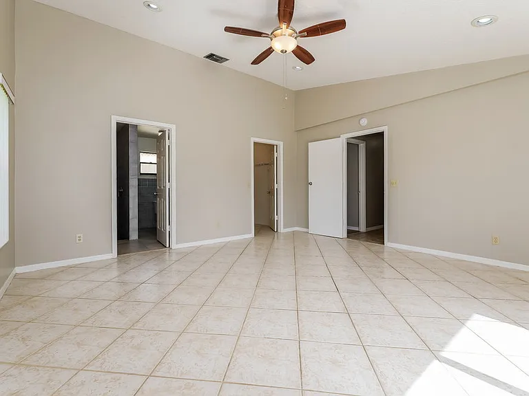 14480 Stirrup Ln — Photo 10