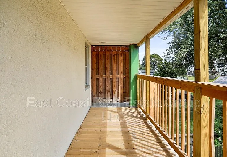39 W Wilson Blvd — Photo 27
