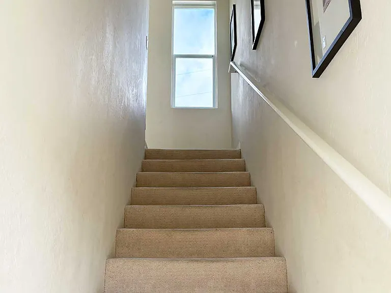 1480 East Ave — Photo 53