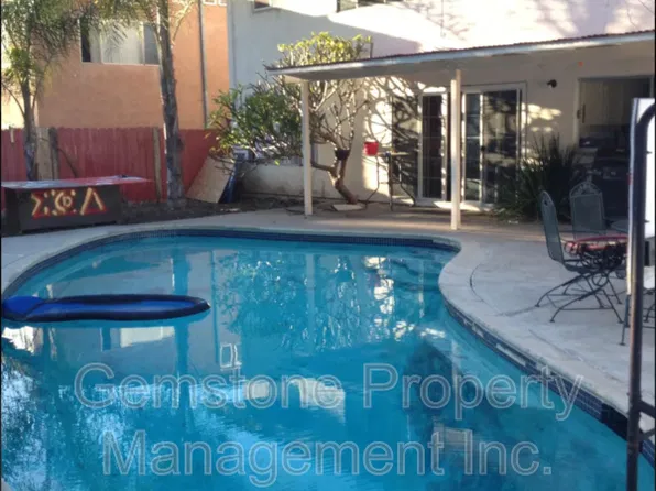 5233 Countryside Dr, San Diego, CA 92115
