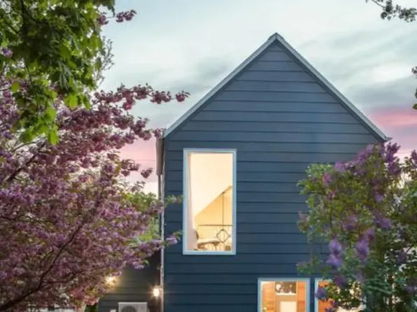 51 Hammond St, Portland, ME 04101