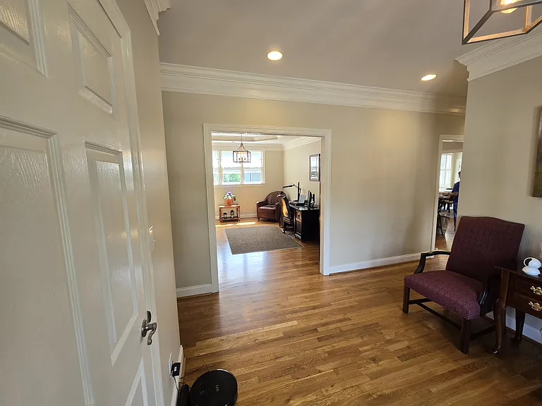 4120 Oriole Pl — Photo 9